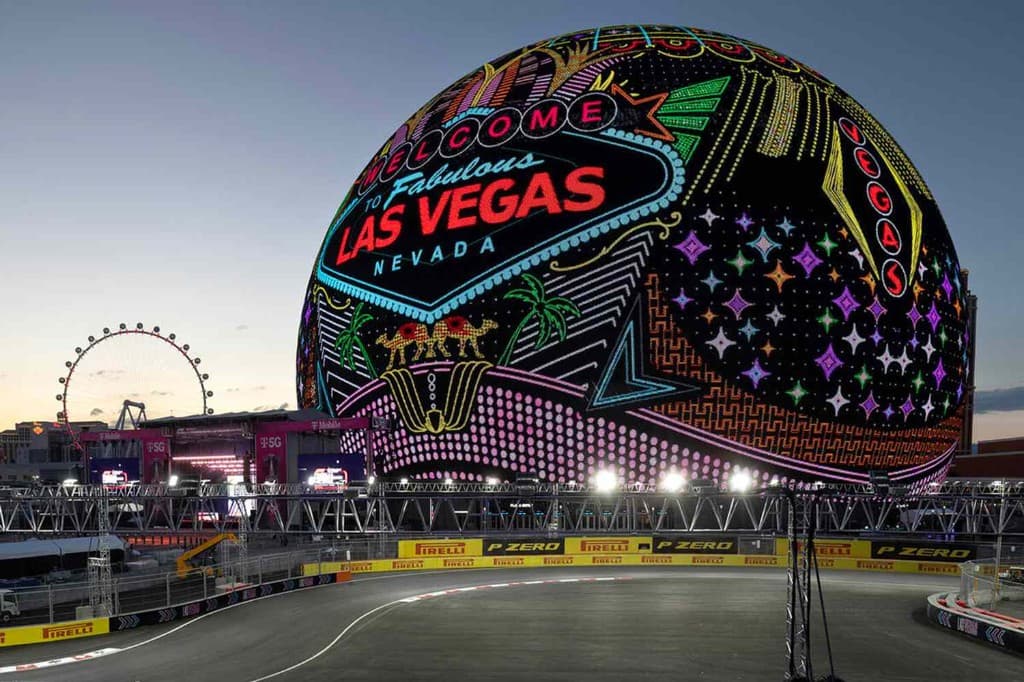 The Sphere at night, Welcome to Fabulous Las Vegas